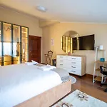 Primestay Penthouse Apartment Tirana