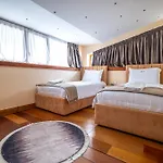 Primestay Penthouse Apartment *