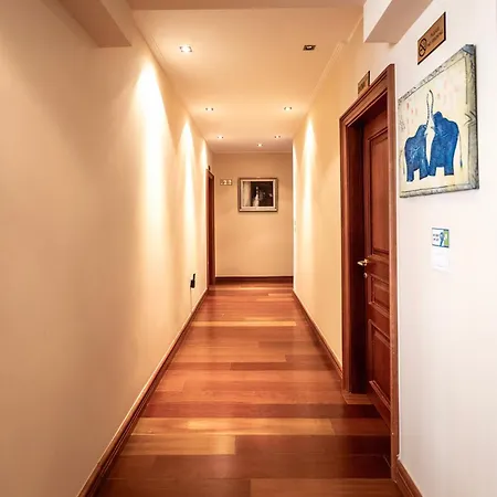 Primestay Penthouse * טיראנה