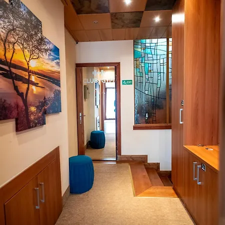 Primestay Penthouse דירה