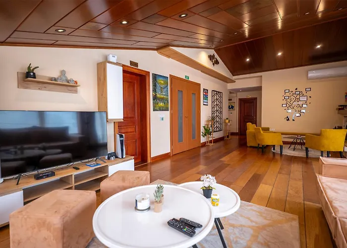 Primestay Penthouse Apartment *