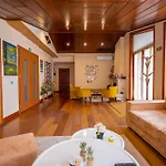 Primestay Penthouse * 地拉那