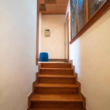 Primestay Penthouse Апартаменты Тирана